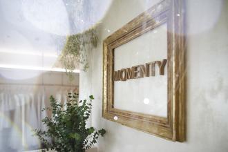 Momenty. salon